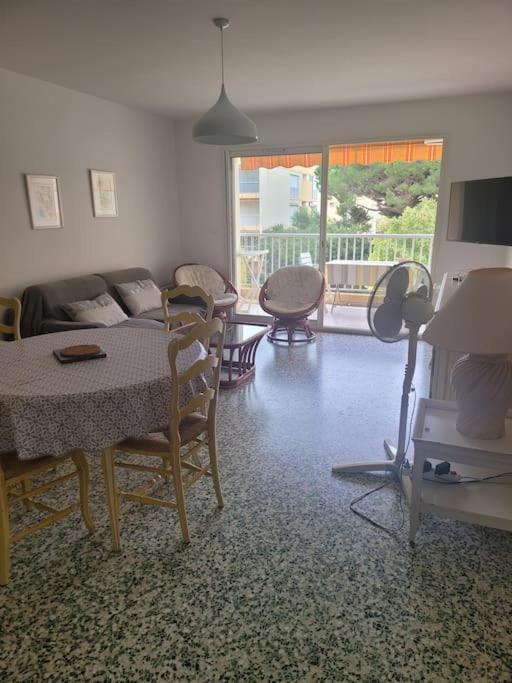 Residence Les Cyclades Le Lavandou Exterior photo